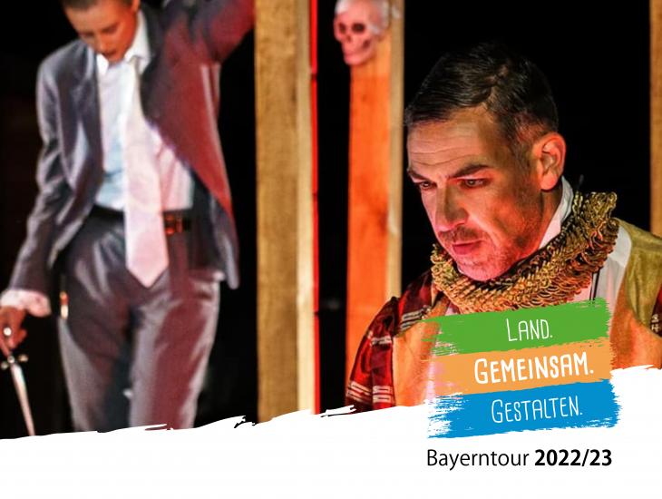 Titelfolie zu Land.Gemeinsam.Gestalten Bayerntour 2022/23 - Das Theater für die Jugend zeigt: „Hamlet“ von William Shakespeare